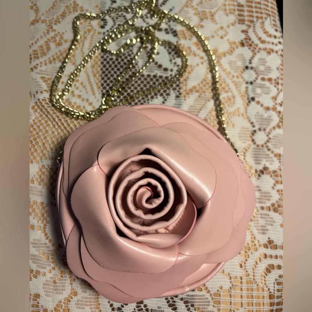 3/$30✨💗🌹Gap Kids 3D Pink Rosette Rose Crossbody Bag - Excellent Condition💗🌹